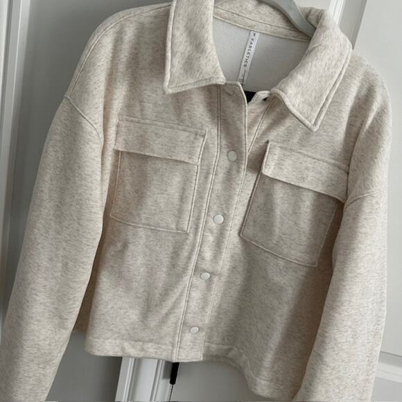 Fabletics NWT Cozy Fleece Cropped Shirt Jacket Size: L Color: Bone Heather - Picture 5 of 12